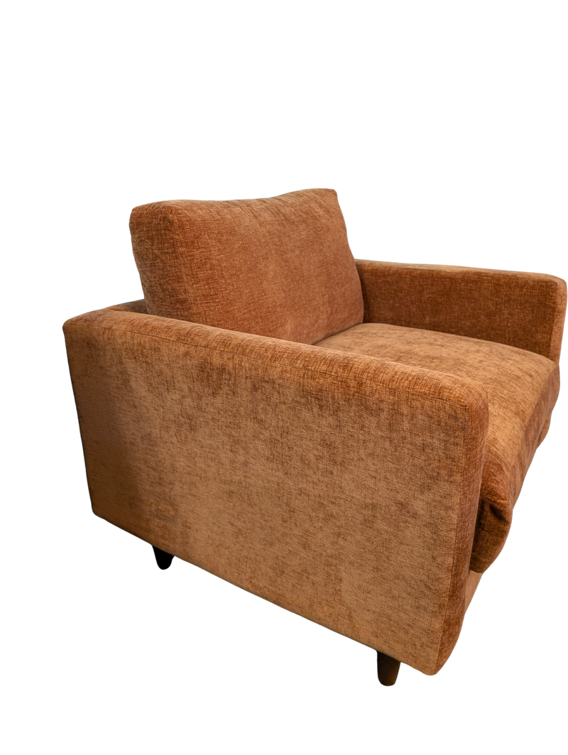 Clara Chair