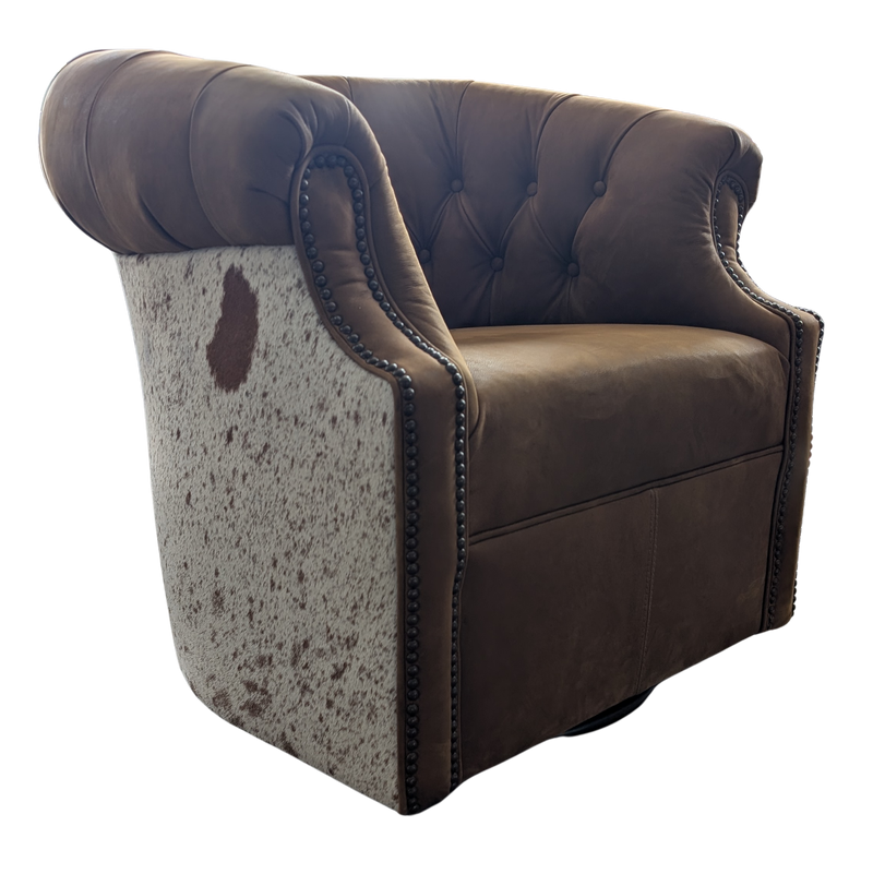 8220 Swivel by Mayo Furniture