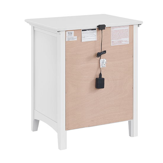 McKenzie - 3-Drawer Nightstand - Snowbound