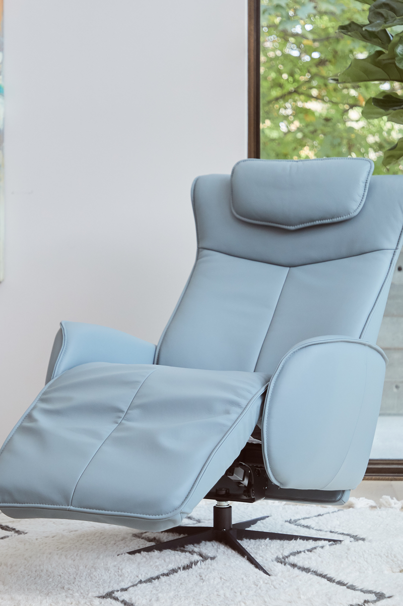 Fjords Axel Swing Relaxer Zero Gravity Motorized Recliner Chair