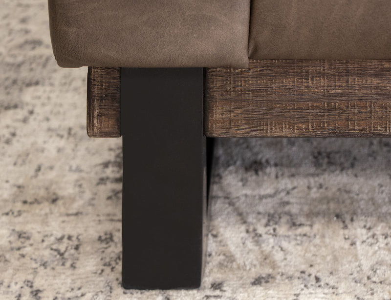 Blackburn - Armchair