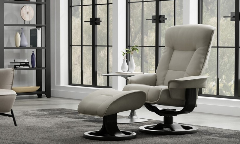 Fjords Bergen R Large Manual Swivel Recliner with Footstool