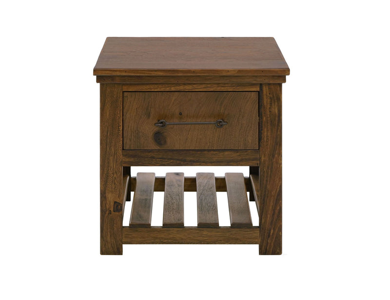 Walnut - Table